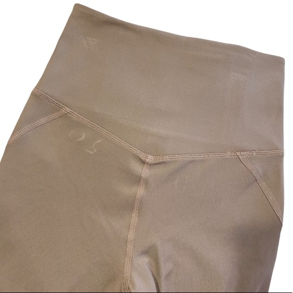 ❤️SOLD❤️Girlfriend Collective Biker Shorts - Picture 7 of 9